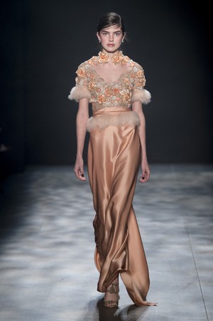07_Marchesa_original_mhs_ny_aw17_020.jpg