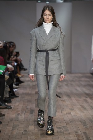 19_R13_original_r13_ny_aw17_037.jpg