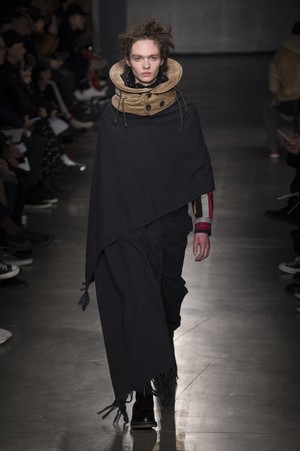 39_Sacai_original_sac_aw17_077.jpg