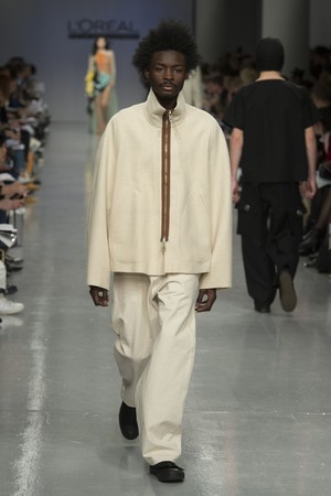 081_Central_Saint_Martins_original_ccsm_ldn_aw17_161.jpg