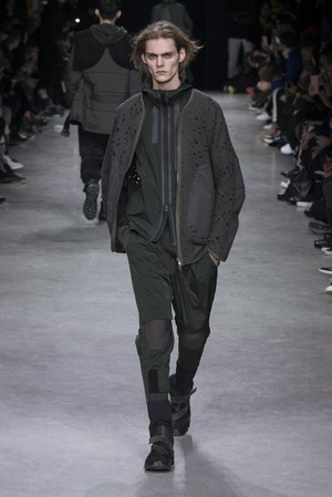 15_Y-3_original_oto_prs_aw17_044.jpg