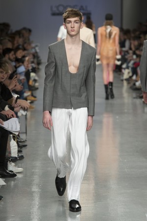 015_Central_Saint_Martins_original_ccsm_ldn_aw17_029.jpg