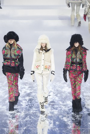 20_Moncler_Grenoble_original_mncg_ny_aw17_068.jpg