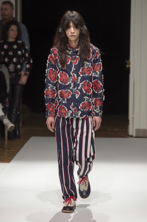 04_Henrik_Vibskov_original_vbk_aw17_009.jpg