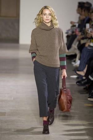 30_Agnes_B_original_agb_prs_aw17_059.jpg