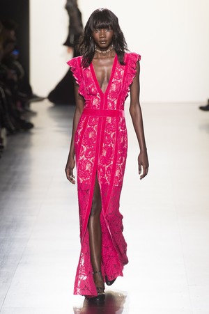 09_Tadashi_Shoji_original_tds_ny_aw17_018.jpg