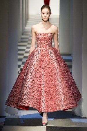 12_Oscar_de_la_Renta_original_osc_ny_aw17_034.jpg