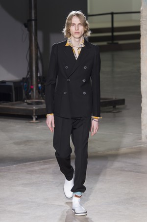 02_Lanvin_original_lvn_prs_aw17_004.jpg