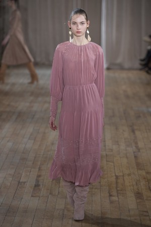 03_Ulla_Johnson_original_ula_ny_aw17_005.jpg
