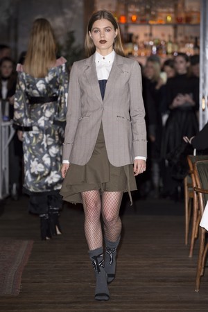 06_Cinq_à_Sept_original_cas_ny_aw17_011.jpg
