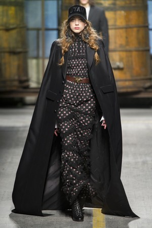 49_DSquared2_original_dsq_mln_aw17_147.jpg
