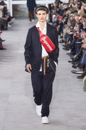01_Louis_Vuitton_original_vui_prs_aw17_002.jpg