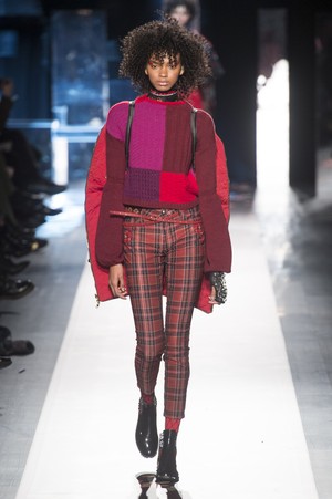 31_Desigual_original_dgl_ny_aw17_061.jpg