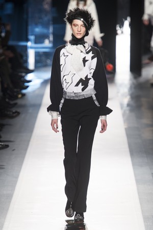 34_Desigual_original_dgl_ny_aw17_067.jpg