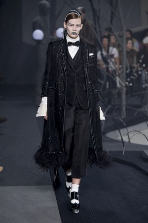 38_Thom_Browne_original_tbw_ny_aw17_113.jpg