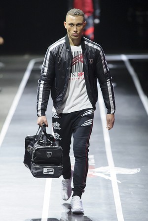 55_Plein_Sport_original_ppls_mln_aw17_112.jpg