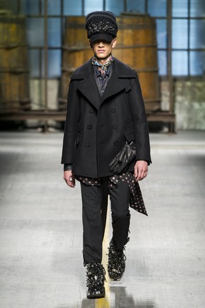 44_DSquared2_original_dsq_mln_aw17_132.jpg