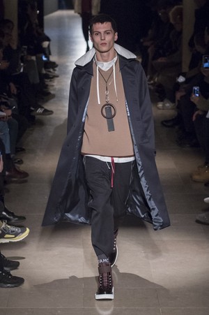 28_OAMC_original_oam_prs_aw17_055.jpg