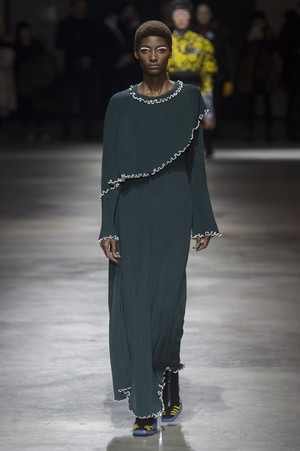 78_Kenzo_original_knz_prs_aw17_233.jpg