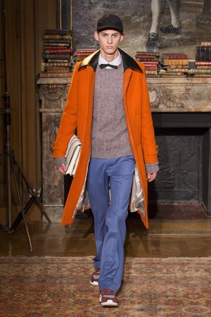 17_Valentino_original_val_prs_aw17_049.jpg