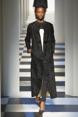 04_Oscar_de_la_Renta_original_osc_ny_aw17_010.jpg
