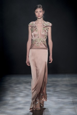 08_Marchesa_original_mhs_ny_aw17_023.jpg