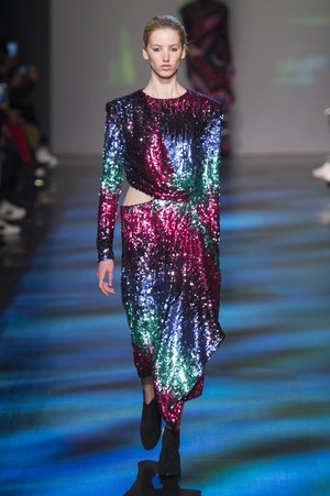 37_Vivienne_Tam_original_tam_ny_aw17_110.jpg
