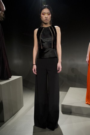 15_Carmen_Marc_Valvo_original_cmv_ny_aw17_029.jpg
