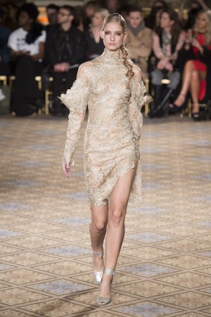 42_Christian_Siriano_original_sno_ny_aw17_083.jpg