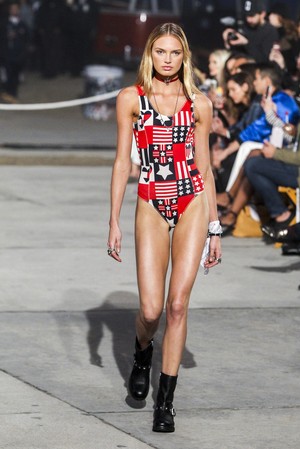 38_Tommy_Hilfiger_original_hfg_ss17_080.jpg