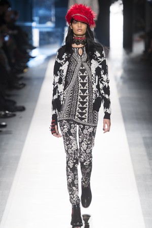 26_Desigual_original_dgl_ny_aw17_051.jpg