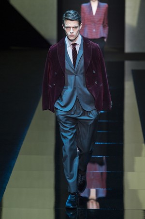 04_Giorgio_Armani_original_arm_mln_aw17_012.jpg