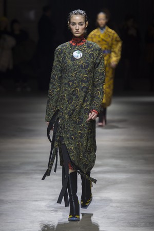 87_Kenzo_original_knz_prs_aw17_261.jpg