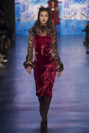 11_Anna_Sui_original_sui_ny_aw17_031.jpg