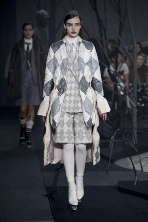 11_Thom_Browne_original_tbw_ny_aw17_032.jpg