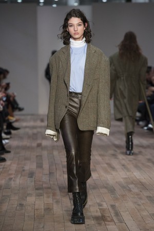 14_R13_original_r13_ny_aw17_027.jpg