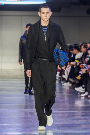 10_Ami_Alexandre_Mattiussi_original_ami_aw17_019.jpg