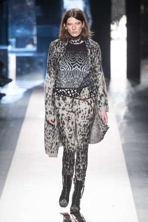 11_Desigual_original_dgl_ny_aw17_021.jpg
