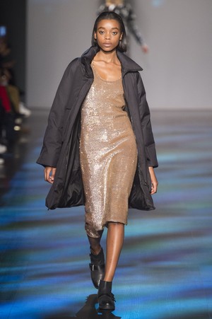 34_Vivienne_Tam_original_tam_ny_aw17_101.jpg