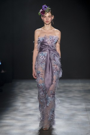 11_Marchesa_original_mhs_ny_aw17_032.jpg