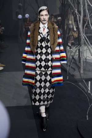 27_Thom_Browne_original_tbw_ny_aw17_081.jpg