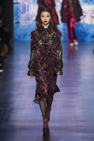 09_Anna_Sui_original_sui_ny_aw17_025.jpg