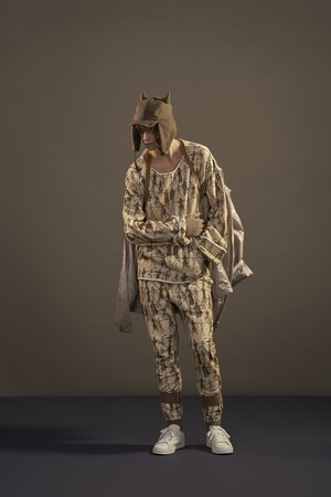 05_Undercover_original_und_aw17_005.jpg