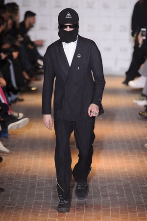 32_Palm_Angels_original_pag_mln_aw17_063.jpg