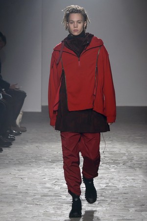 34_White_Mountaineering_original_wmnt_aw17_067.jpg