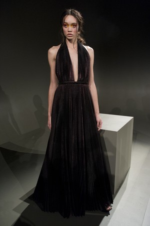 16_Carmen_Marc_Valvo_original_cmv_ny_aw17_031.jpg