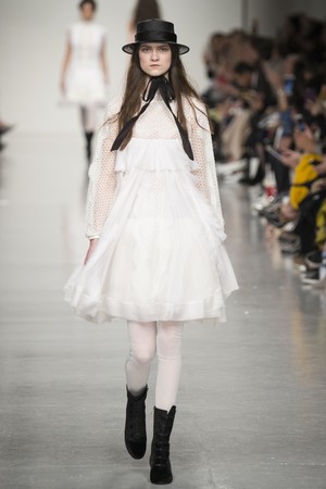 23_Bora_Aksu_original_aks_ldn_aw17_045.jpg