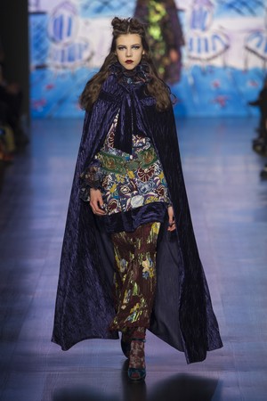 07_Anna_Sui_original_sui_ny_aw17_019.jpg