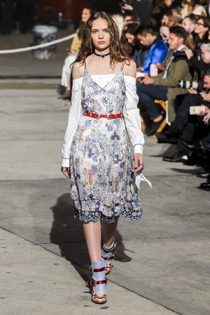 50_Tommy_Hilfiger_original_hfg_ss17_102.jpg