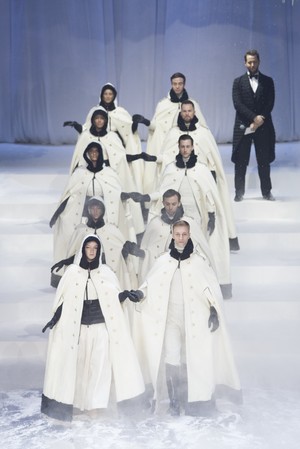 22_Moncler_Grenoble_original_mncg_ny_aw17_079.jpg